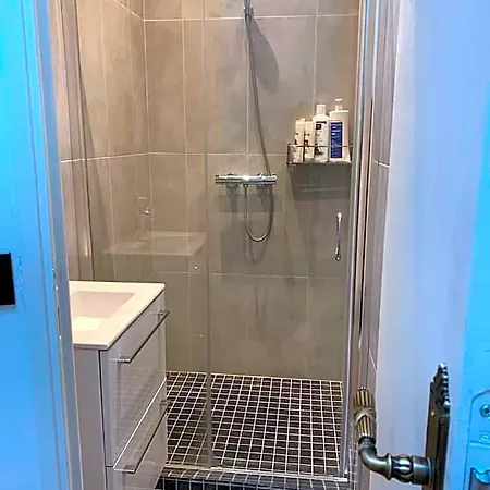 3 7e Appartement Paris
